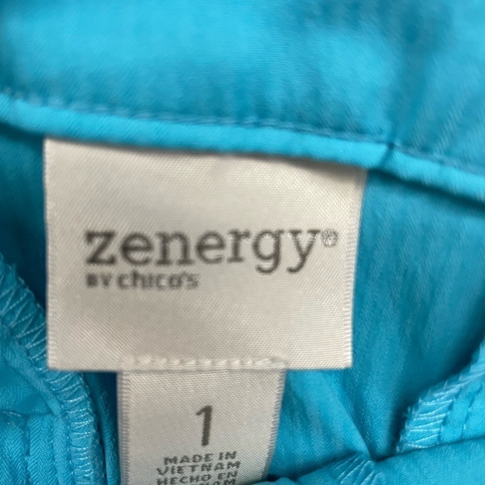 ZENERGY turquoise capris - Picture 2 of 2